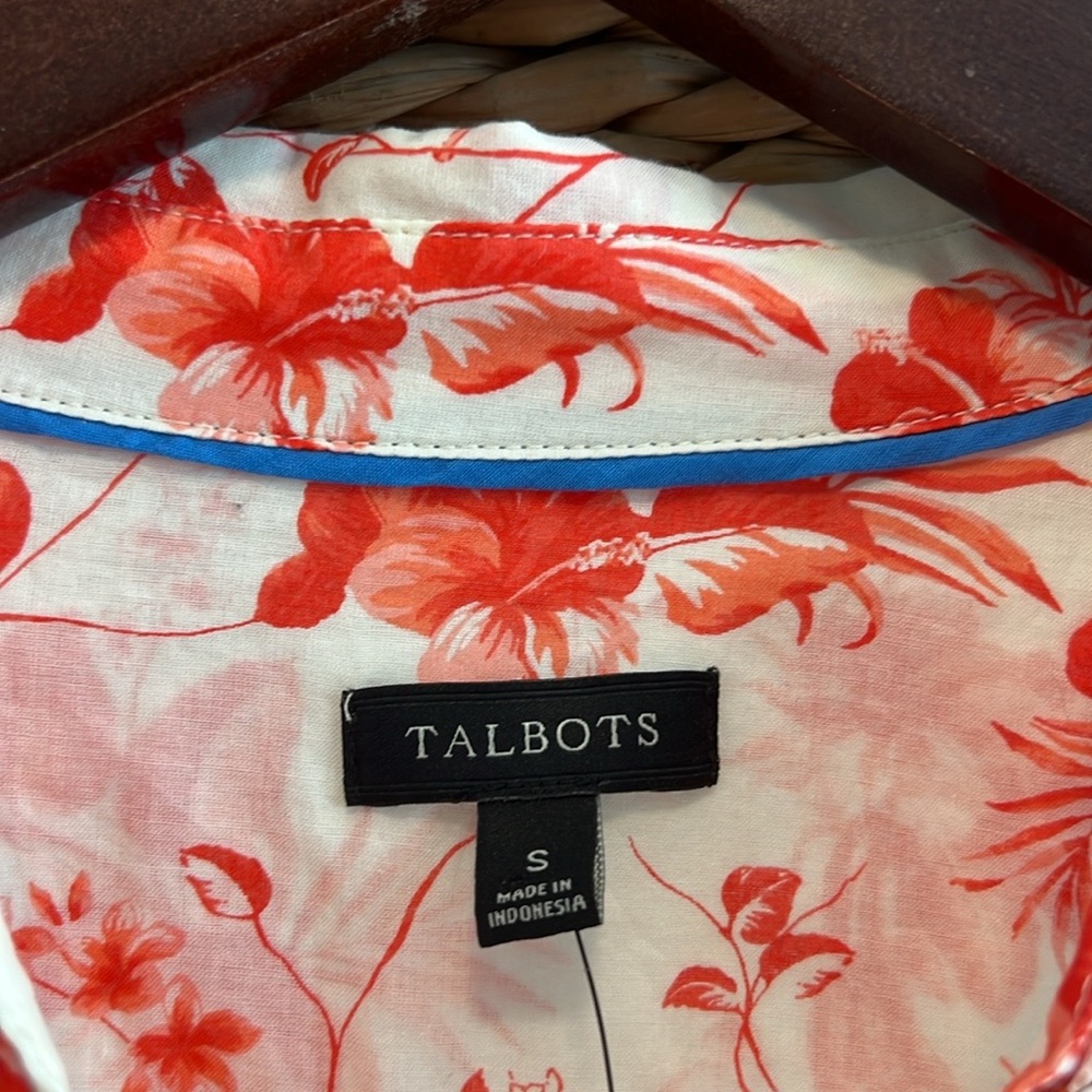 NWT Talbots Light Weight Printed Poplin Career Button Up Vacation Blouse Top, S - Picture 3 of 7